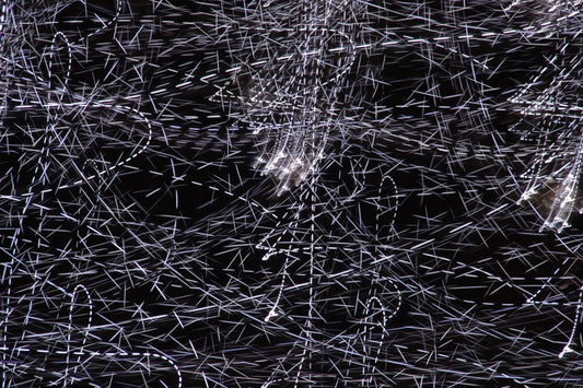 Israel Alvarado "Enjambre de luz"